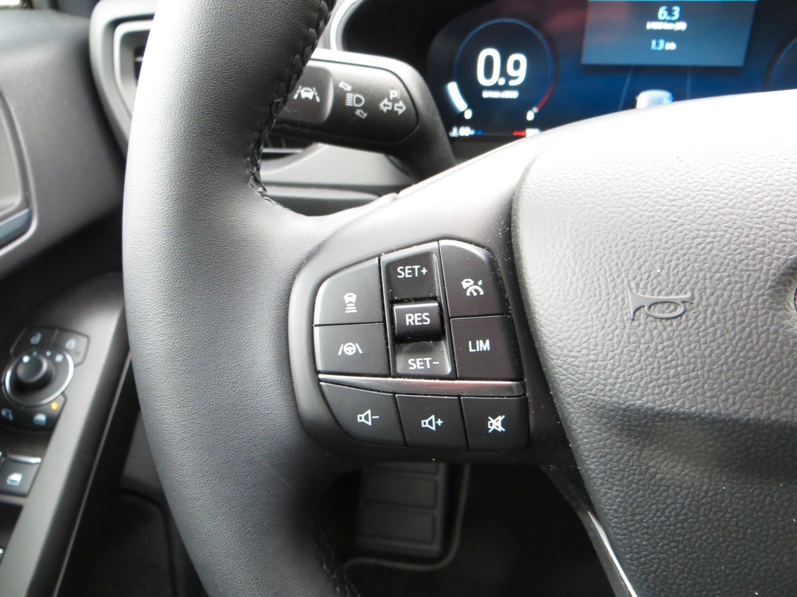 Ford FocusTurn Active X iACC AHK GJR Win.P B&OFGS 4J