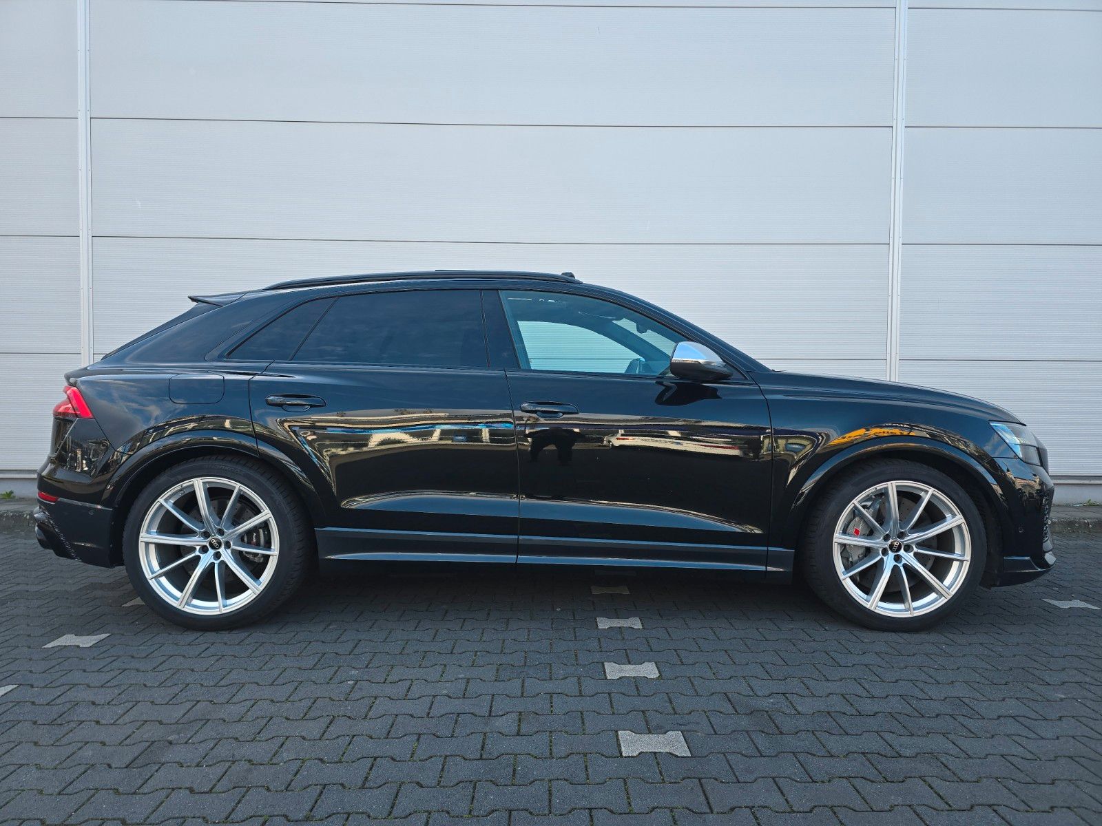 Audi RSQ8 (Massage/Ceramic/360 Kamera)