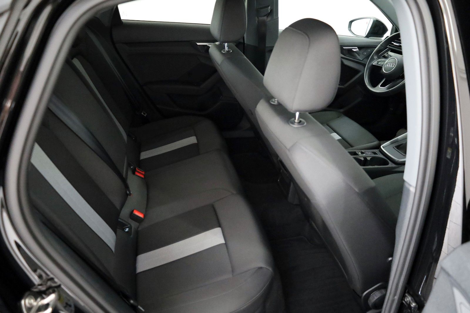 Audi A3 Limousine 35 TFSI - Samsaru's Car Outlet