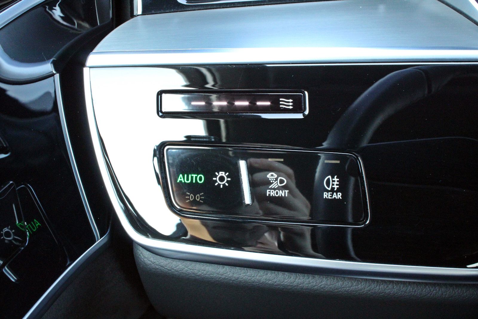 Audi A8 Lang 55TFSI S LINE BLACK - Samsaru's Car Outlet