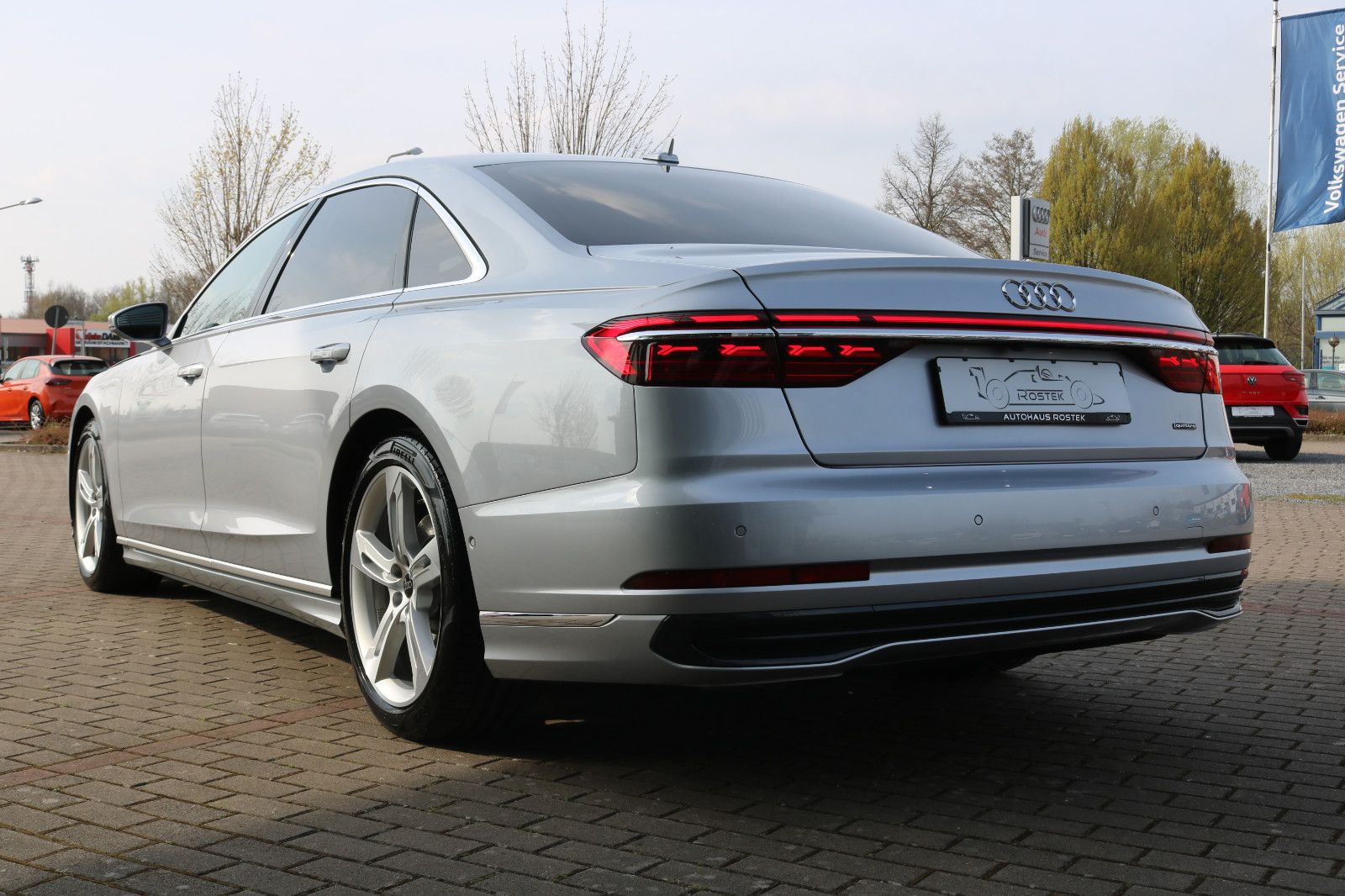 Audi A8 L 50 TDI quattro Lang - Samsaru's Car Outlet