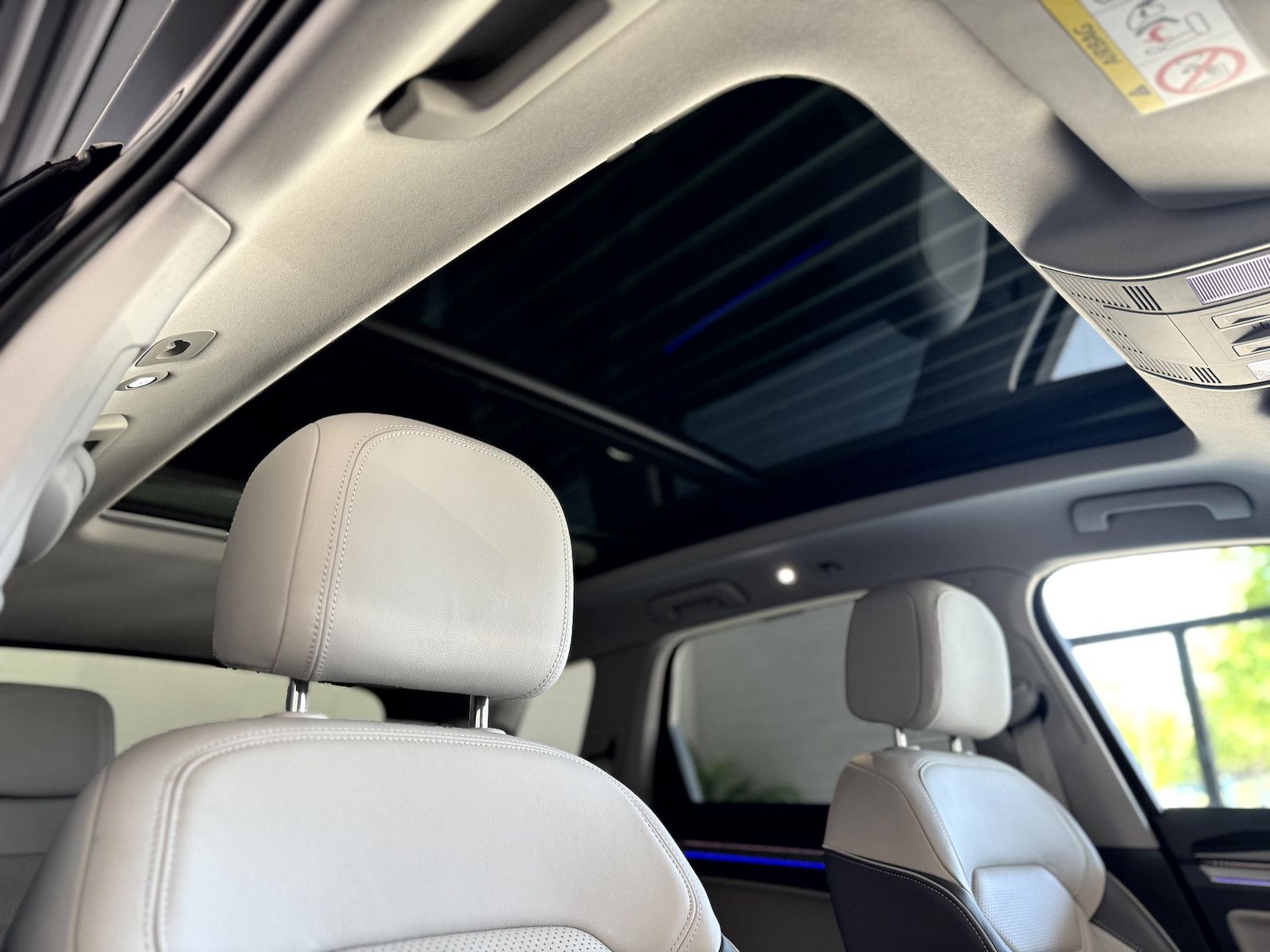 Volkswagen Touareg 3.0 TDI Elegance 4Motion - Samsaru's Car Outlet