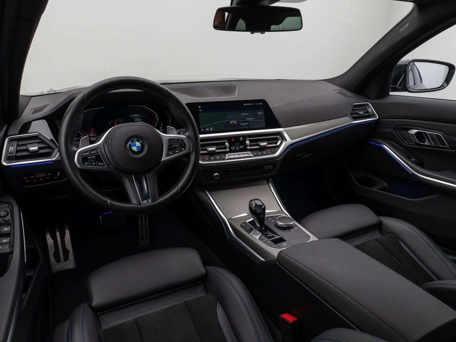BMW 320d M Sport - Samsaru's Car Outlet