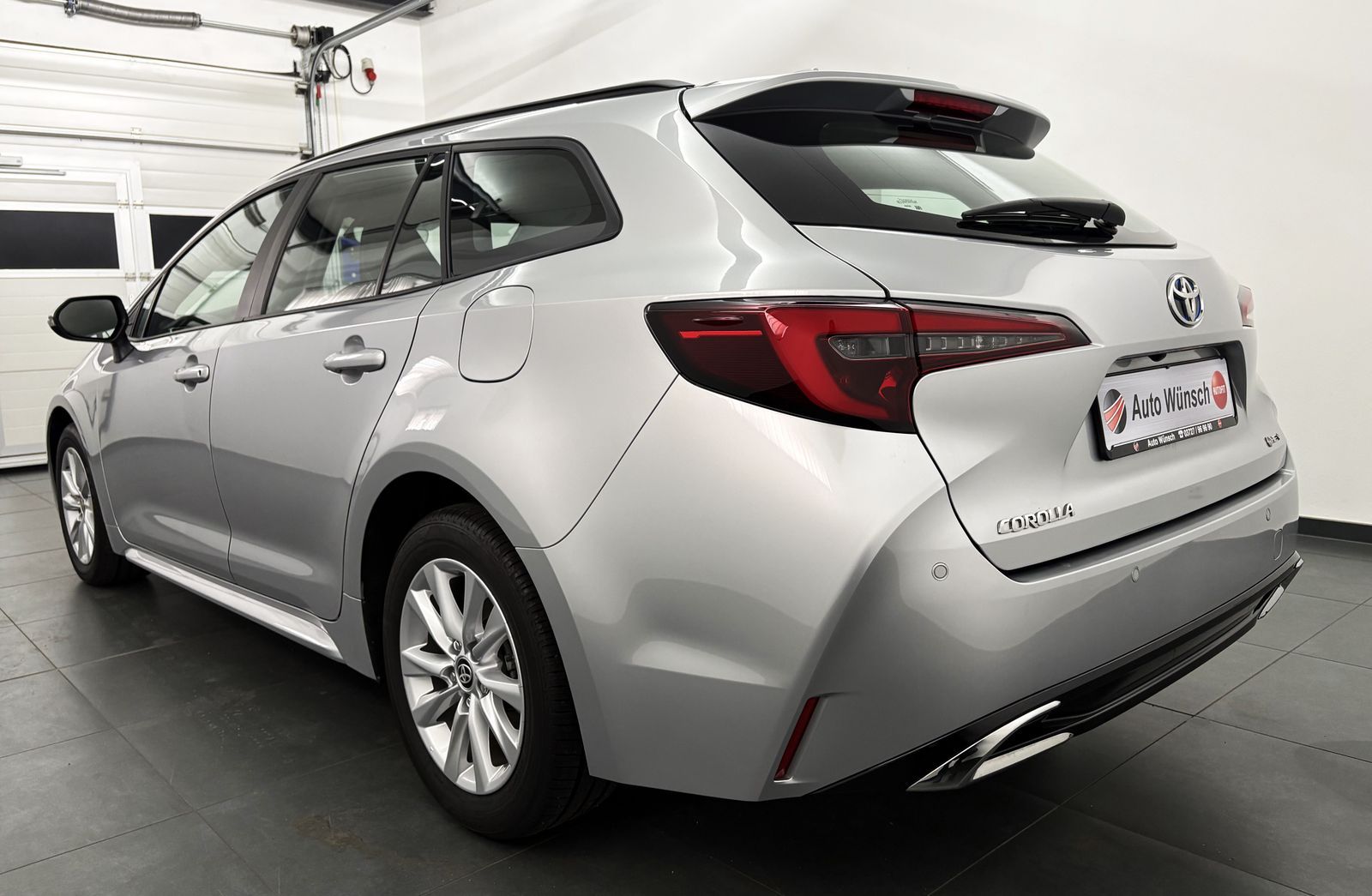 Toyota Corolla 1.8 Hybrid R-Kam#ACC#LED#Sitz-/Lenkradhz