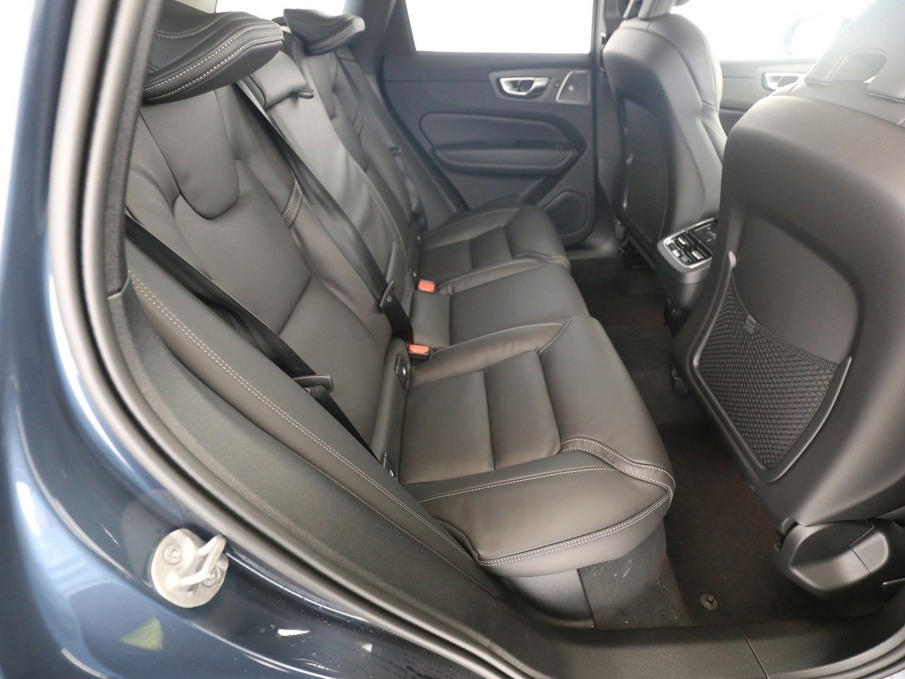 Volvo XC 60 B5 Ultra Dark AWD
