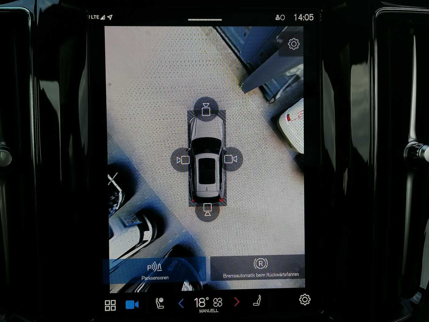 Volvo XC60 T8 AWD Ultra Black Edition Recharge