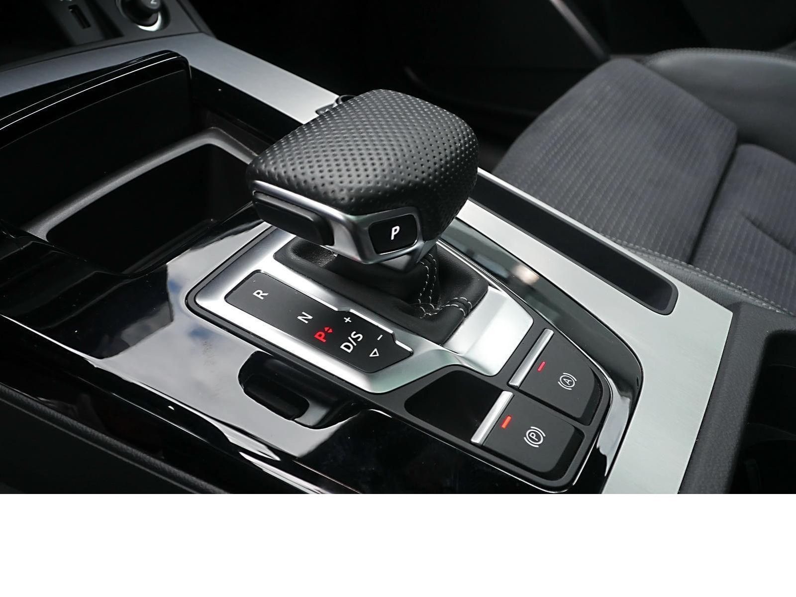 Audi Q5 40 TDI quattro S line - Samsaru's Car Outlet