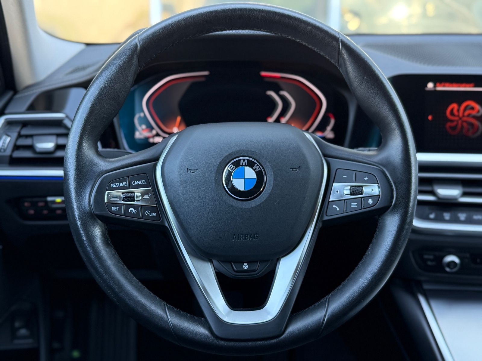 BMW 320 d xDrive LUXURY - Samsaru's Car Outlet