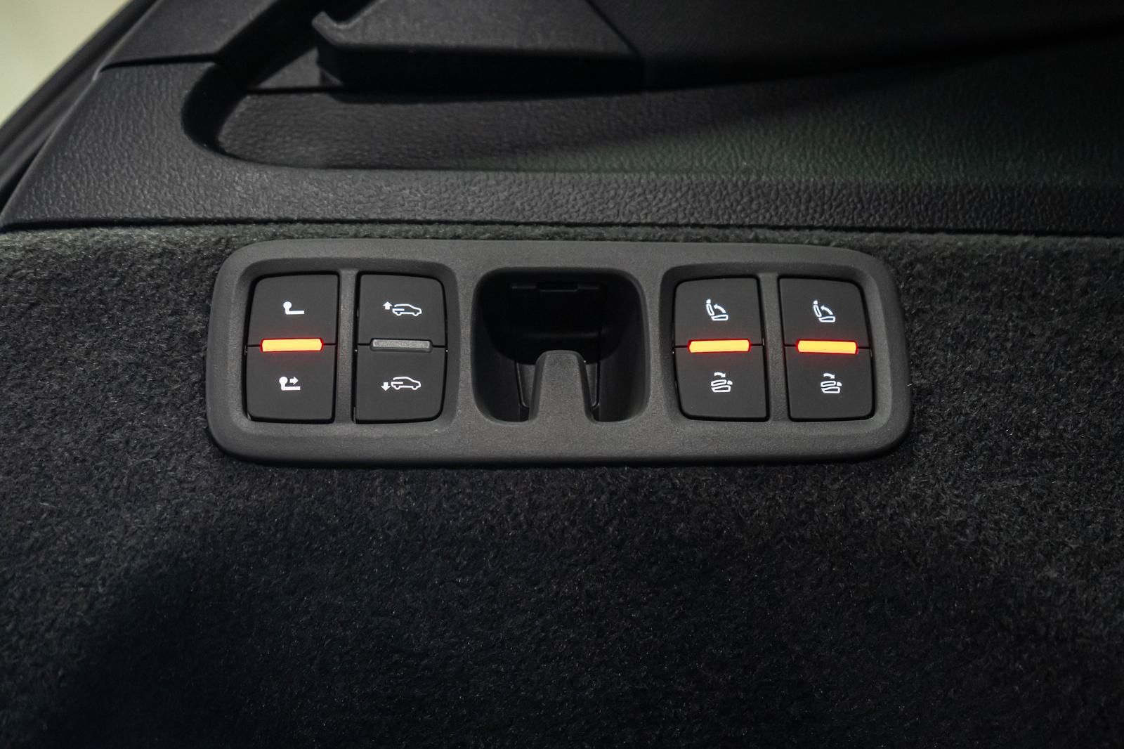 Audi Q7 50 TDI quattro S line AHK PANO STHZ 7-SITZER
