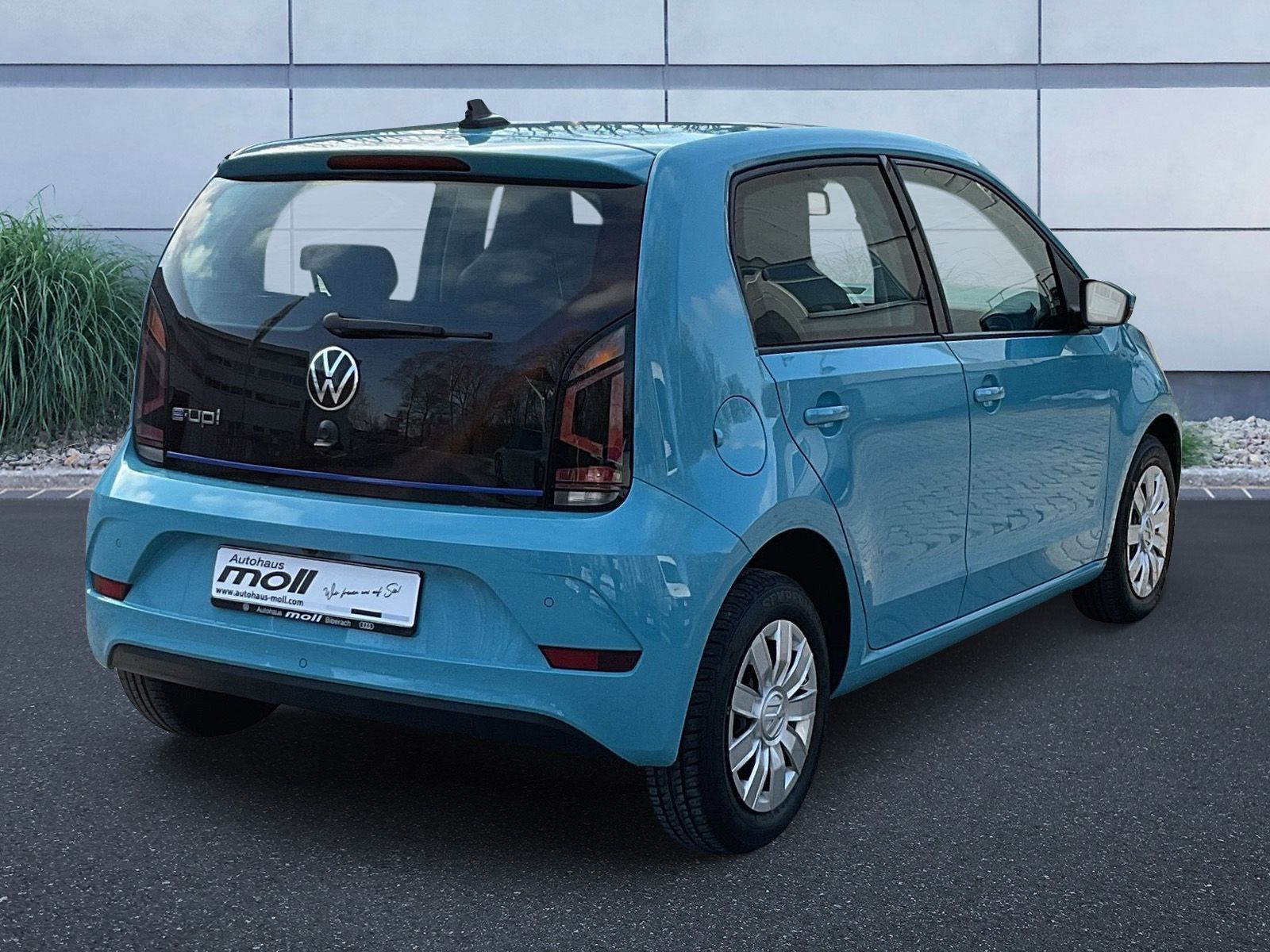 Volkswagen e-Up! Move - Samsaru's Car Outlet
