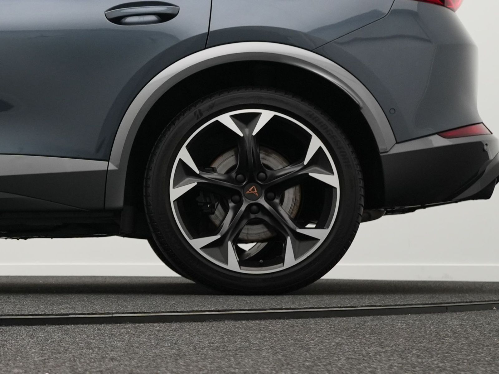 Cupra Formentor VZ 2.0 TSI 4Drive DSG *ACC*AHK*PANO*19