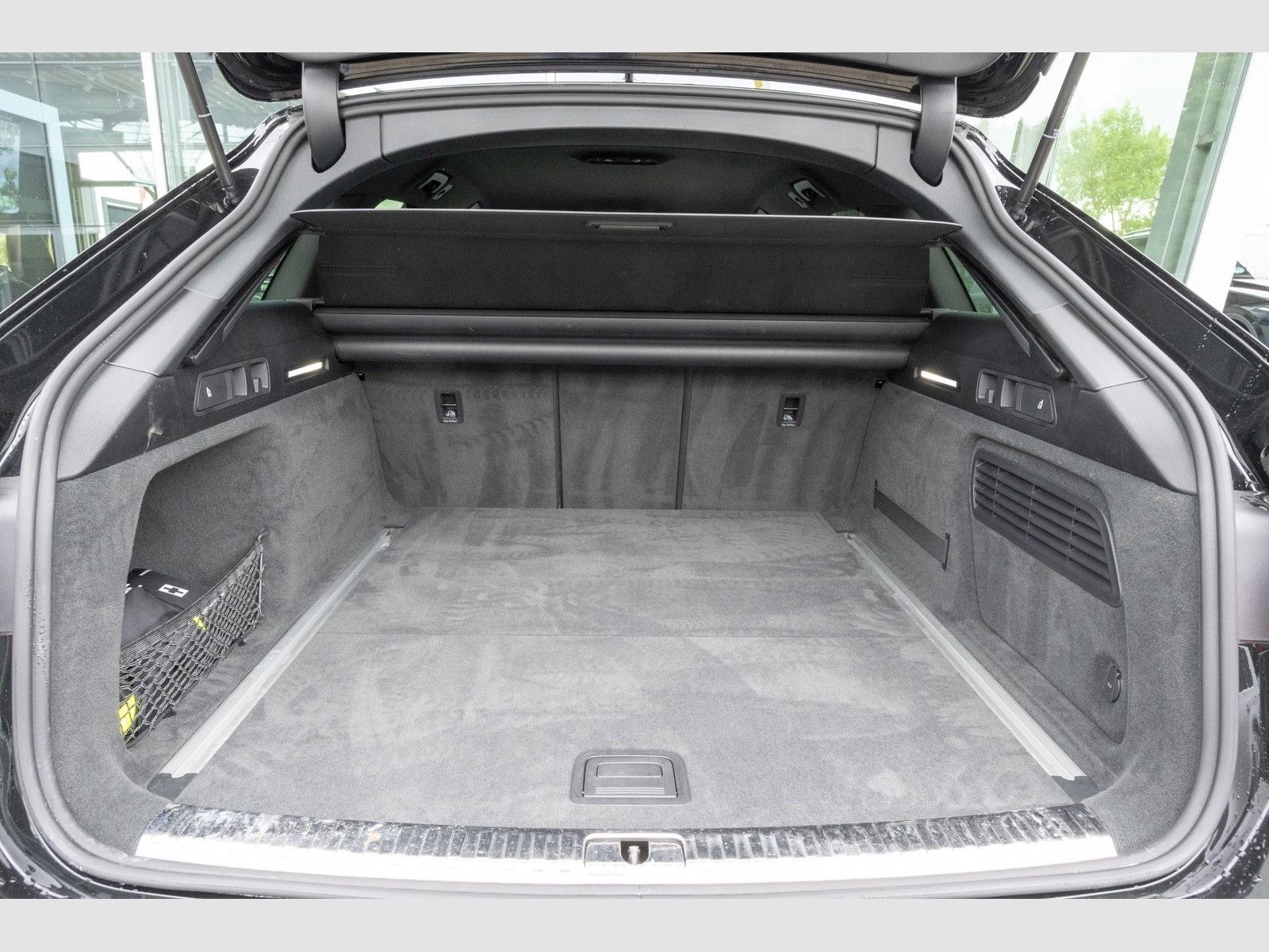 Audi A6 Avant 40 TDI advanced - Samsaru's Car Outlet