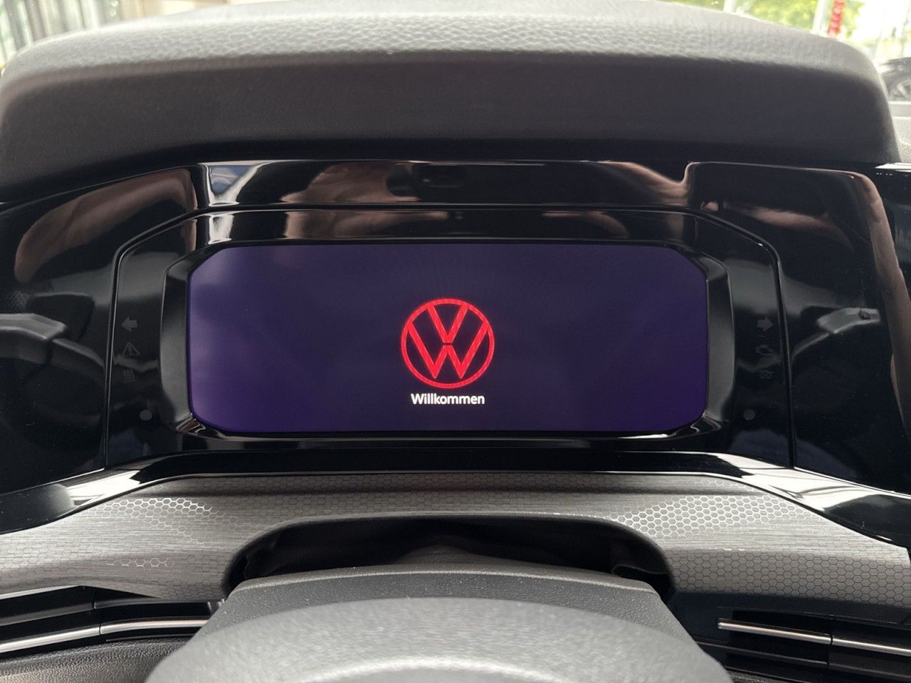 Volkswagen Golf VIII 2.0 GTI DSG - Samsaru's Car Outlet
