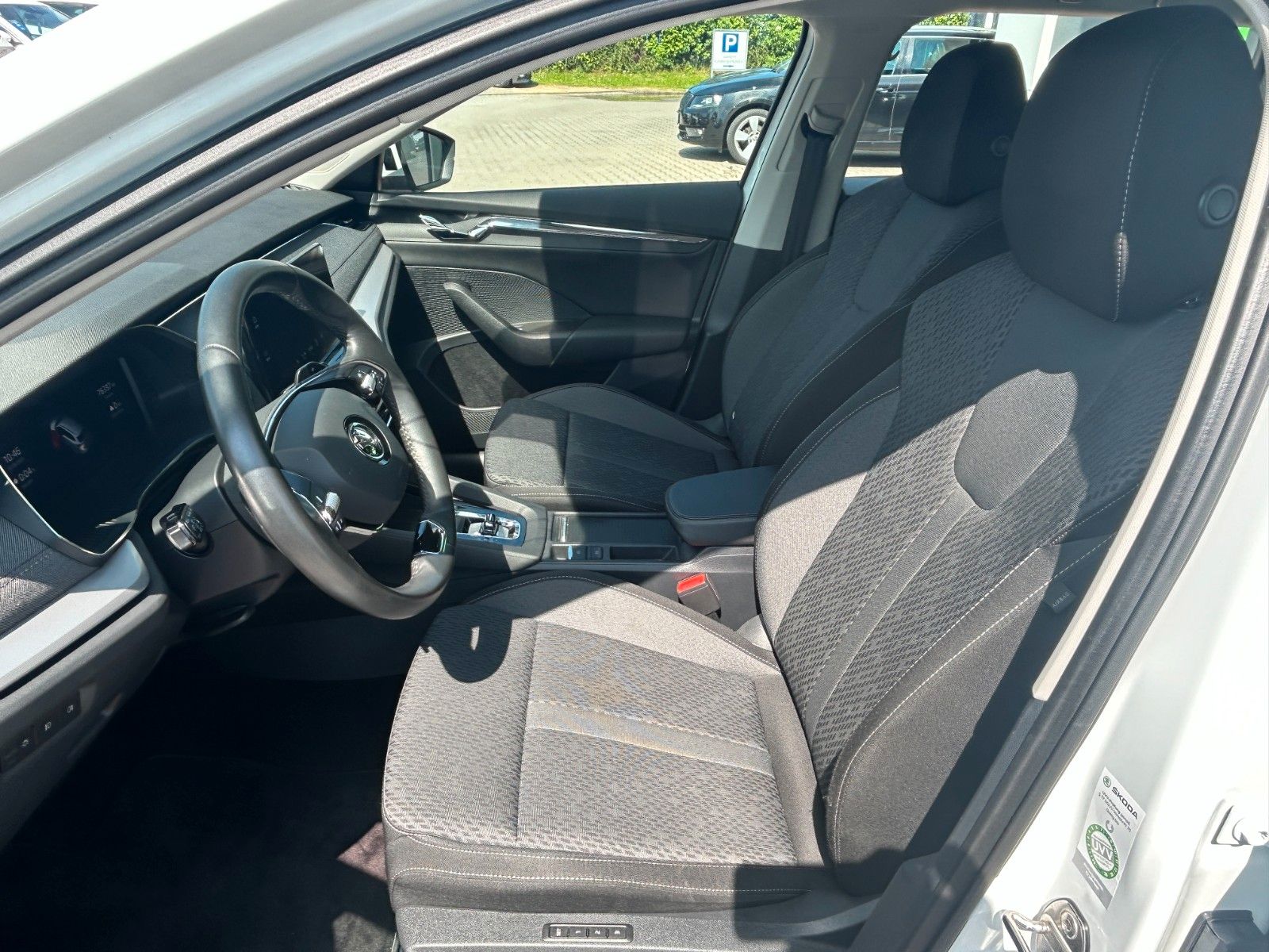 Skoda OCTAVIA Combi Style 1.4 TSI iV - Samsaru's Car Outlet