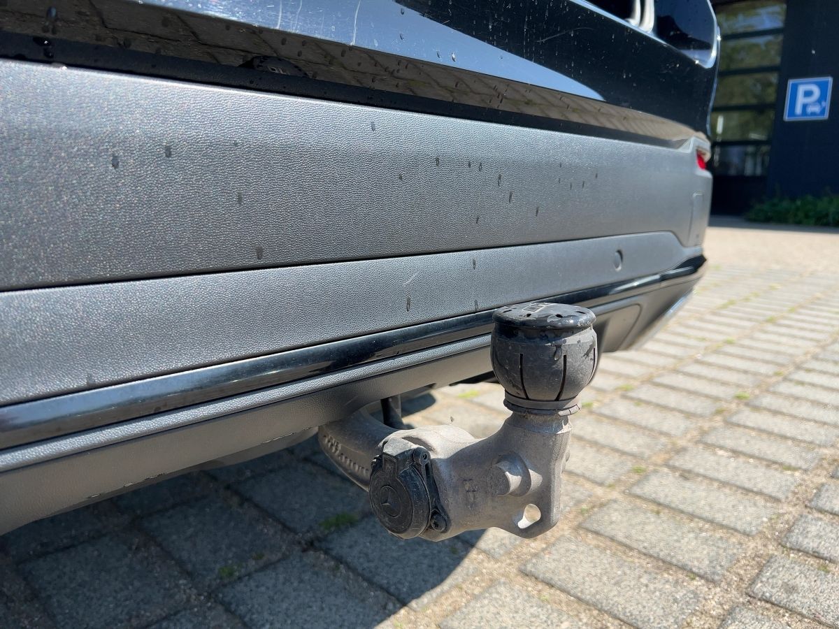 Mercedes-Benz GLC 300 de 4Matic AMG Line - Samsaru's Car Outlet
