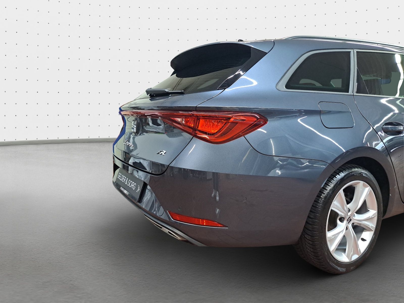Seat Leon Sportstourer FR 2.0 TDI LED*RFK*AHK*Navi*AC
