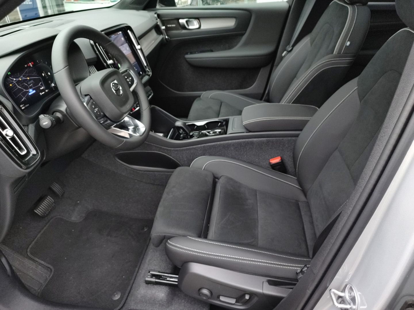 Volvo XC40 2WD EU6d Ultimate Dark B4 NAVI 360° RFK AHK