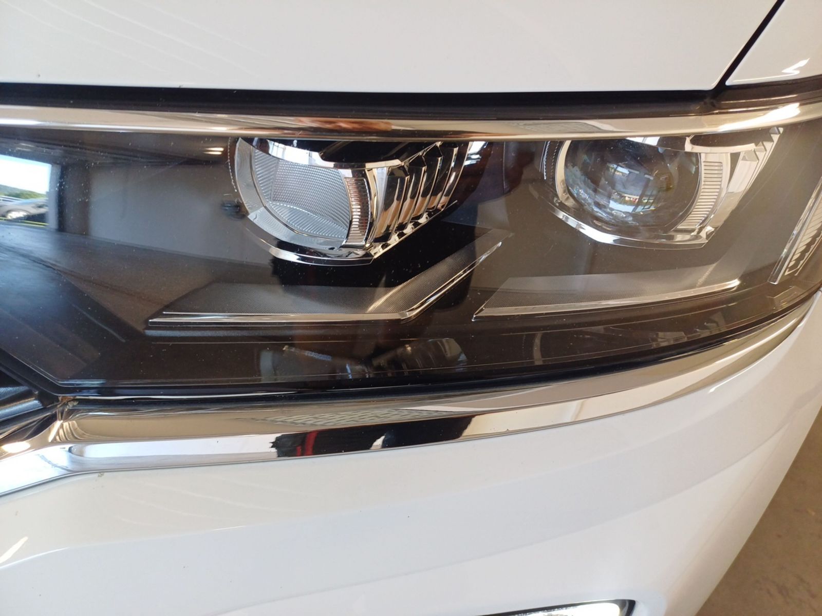 Volkswagen T-Roc Style - Samsaru's Car Outlet