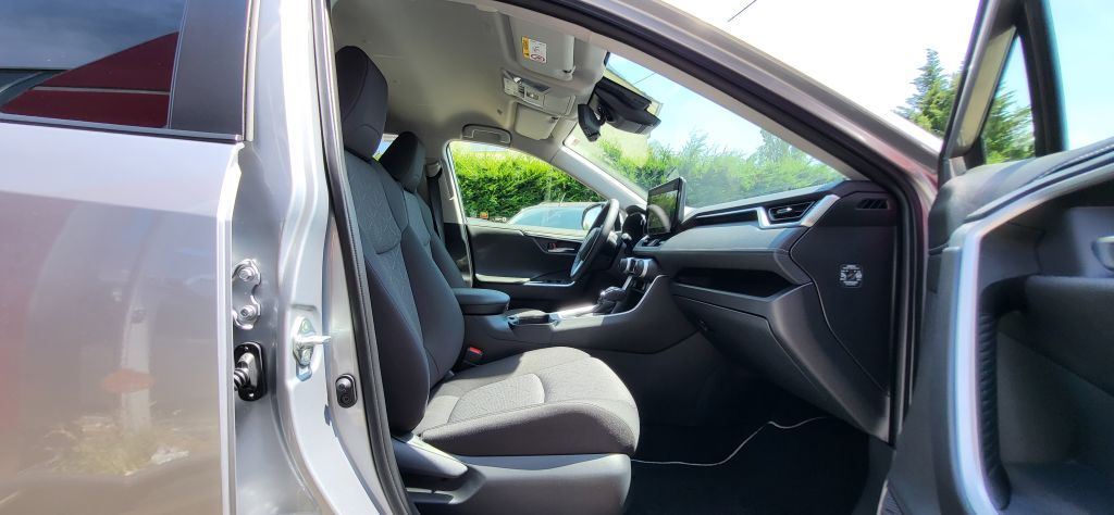 Toyota RAV 4 2.5 4x2 Hybrid - Samsaru's Car Outlet