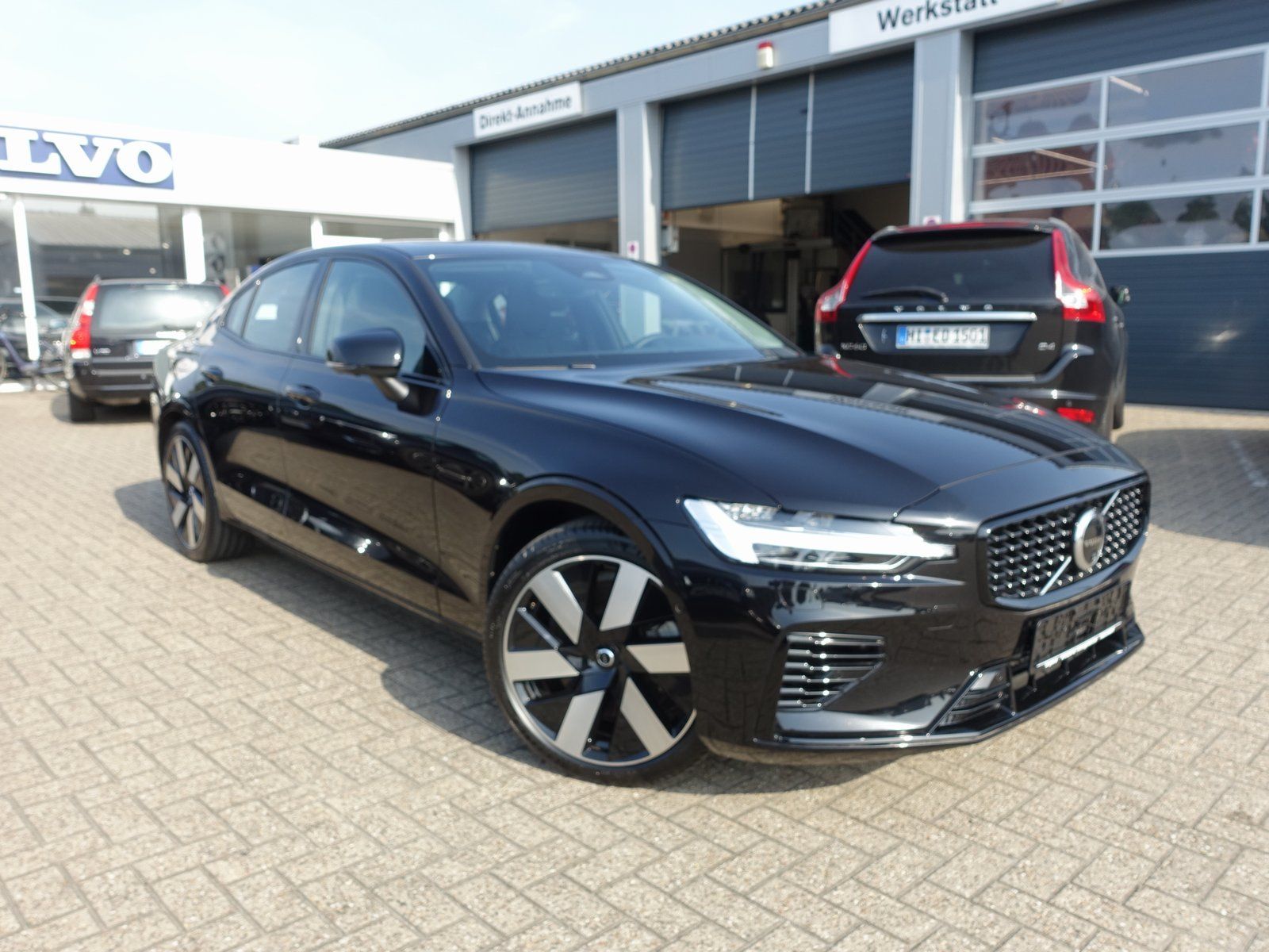 Volvo S60 Recharge Ultimate T8 AWD/360°/B&W/Massage