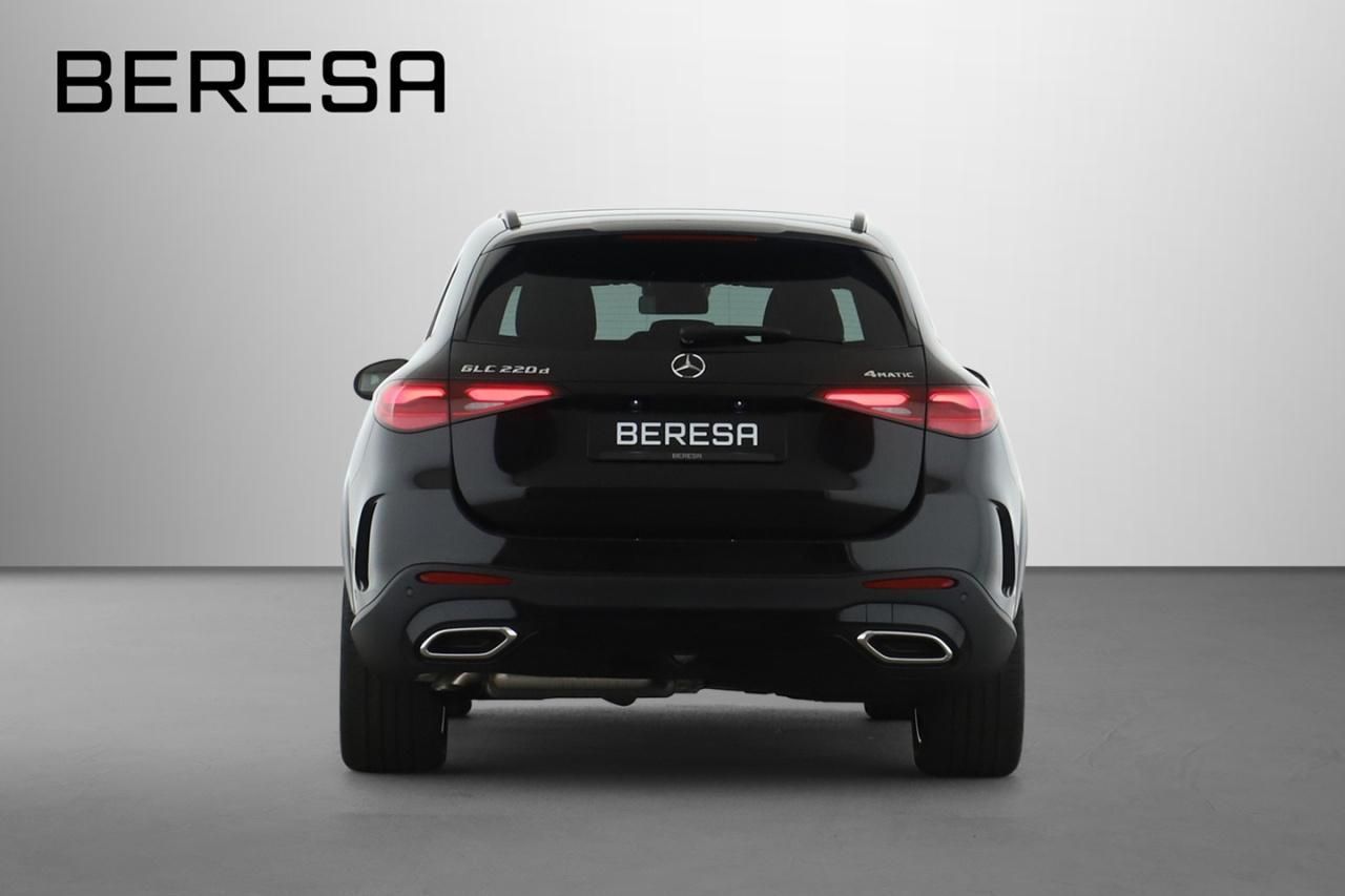 Mercedes-Benz GLC 220 d 4M AMG Digital Light Night MBUX Pano