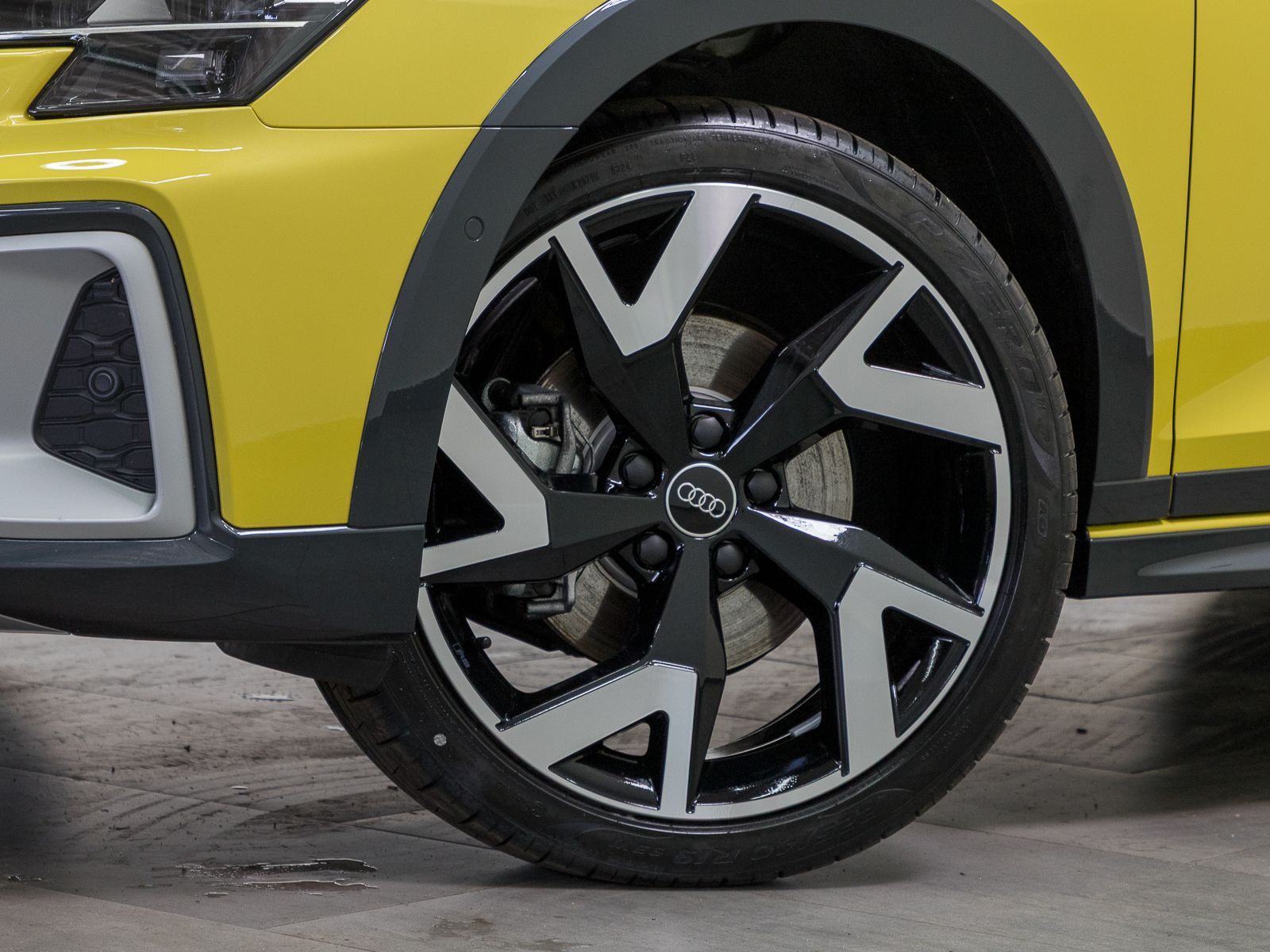 Audi A3 Allstreet 35 TFSI S LINE - Samsaru's Car Outlet