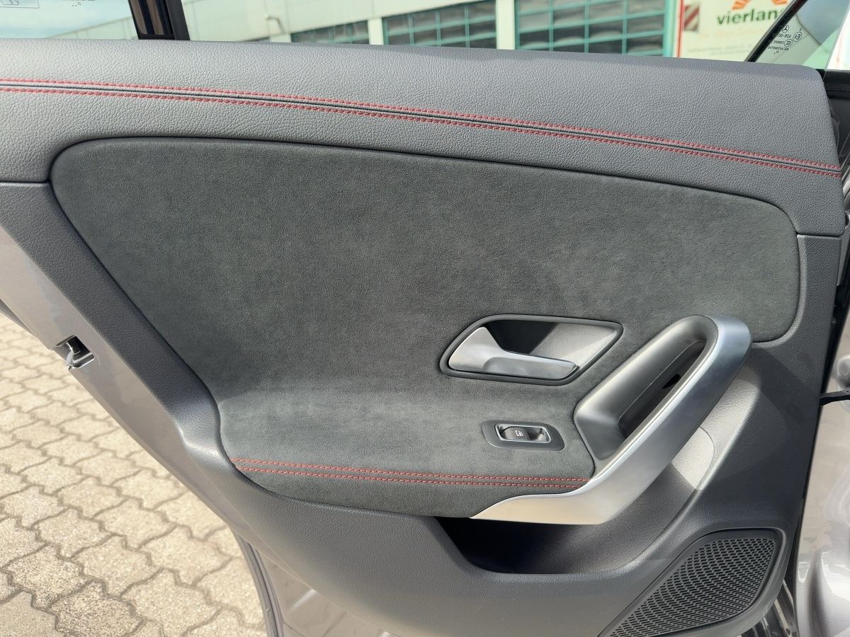 Mercedes-Benz CLA 220 4M Coupe AMG Line - Samsaru's Car Outlet