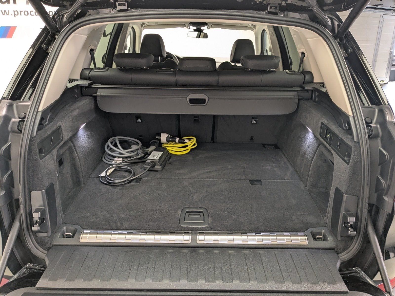 BMW X5 xDrive45e PA SHZ LHZ CP+ DAB 20" AHK LED WLAN