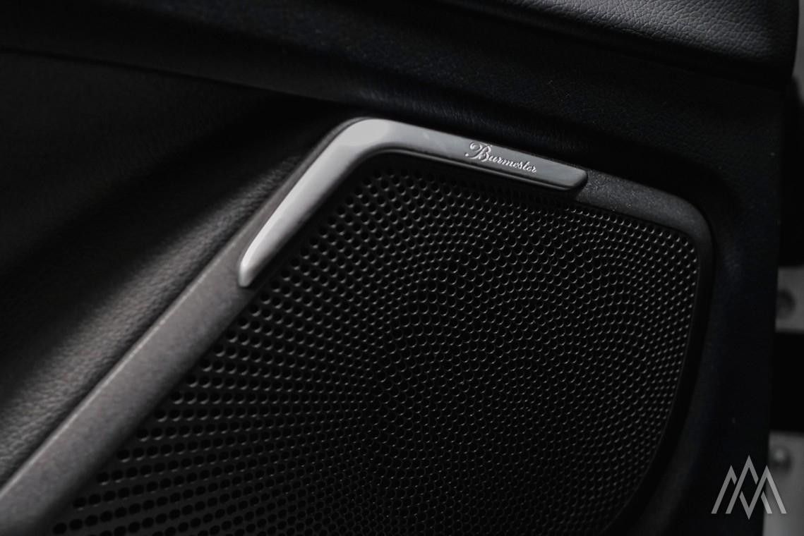 Mercedes-Benz V 300d AMG - Samsaru's Car Outlet