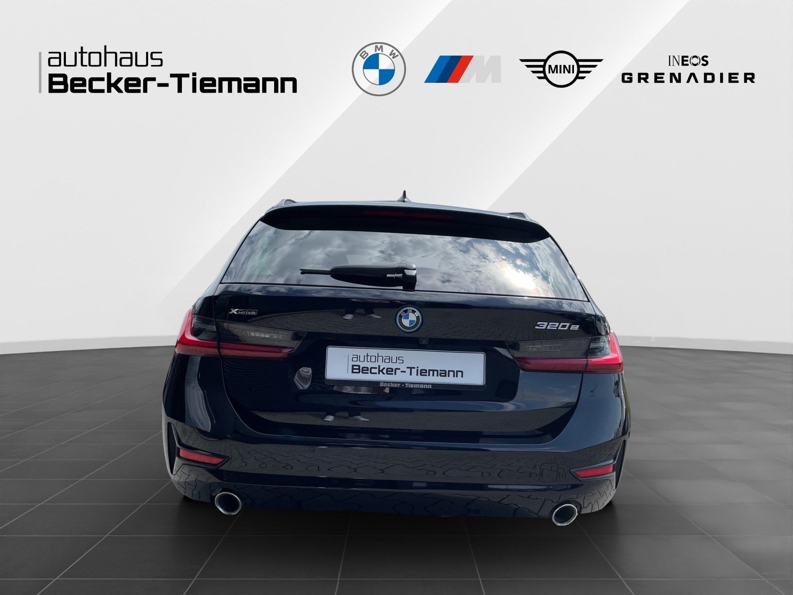 BMW 320e xDrive Touring - Samsaru's Car Outlet