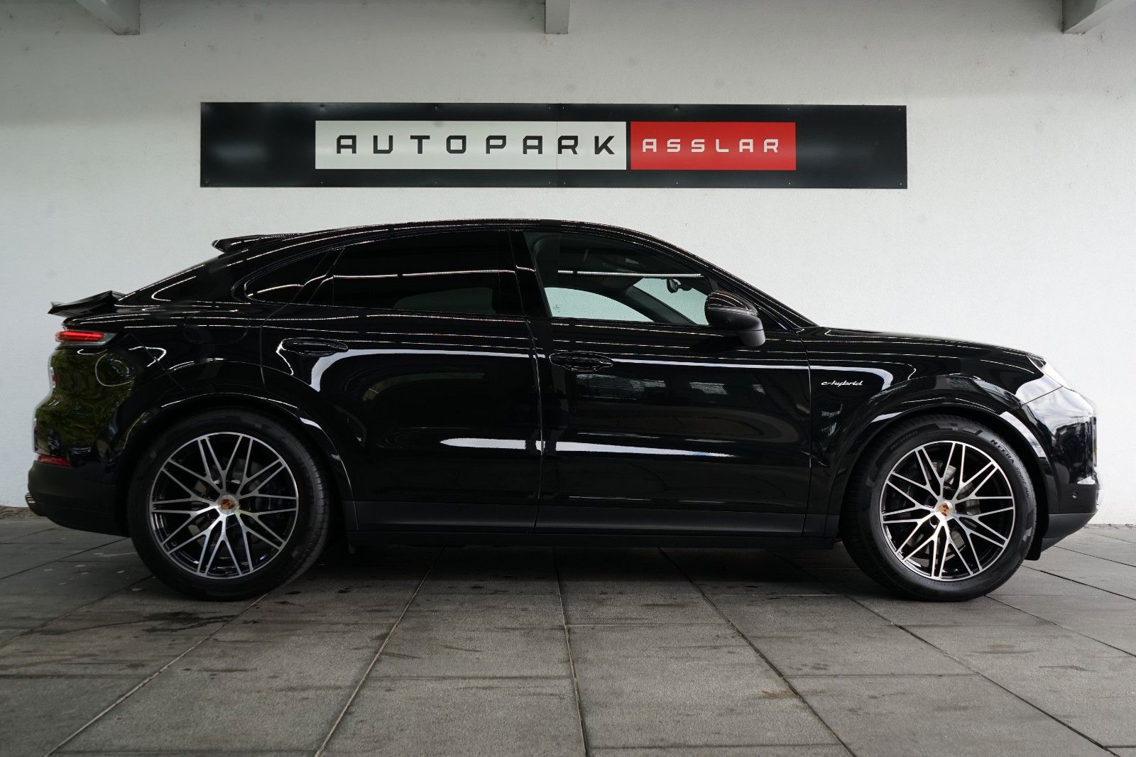 Porsche Cayenne Coupe E-Hybrid/P-Display/AHK/BOSE/14W/AC