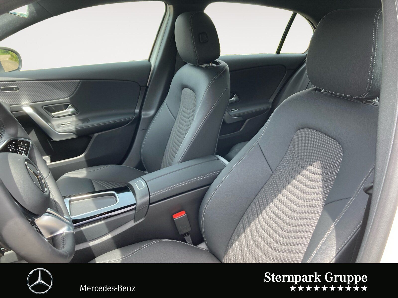 Mercedes-Benz A 180 Progressive - Samsaru's Car Outlet