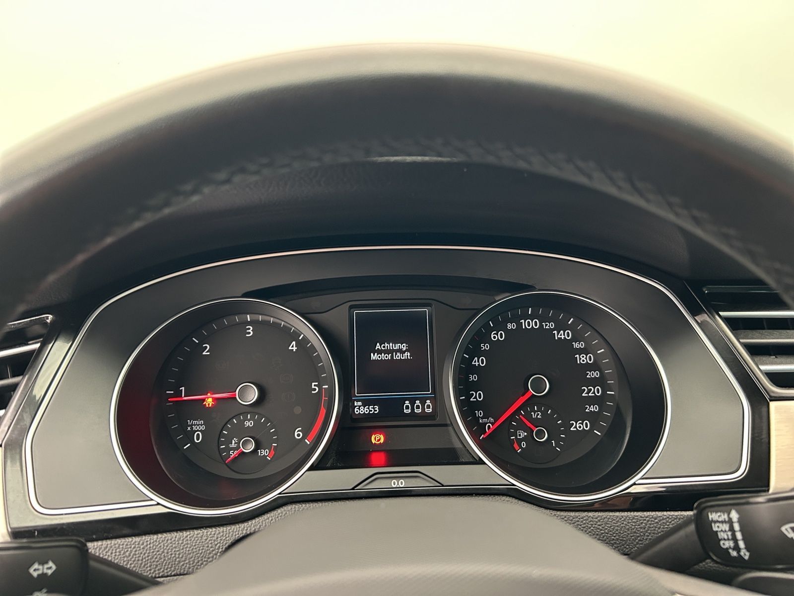 Volkswagen Passat Variant Elegance 2.0 TDI *AHK*NAVI*PANO*E