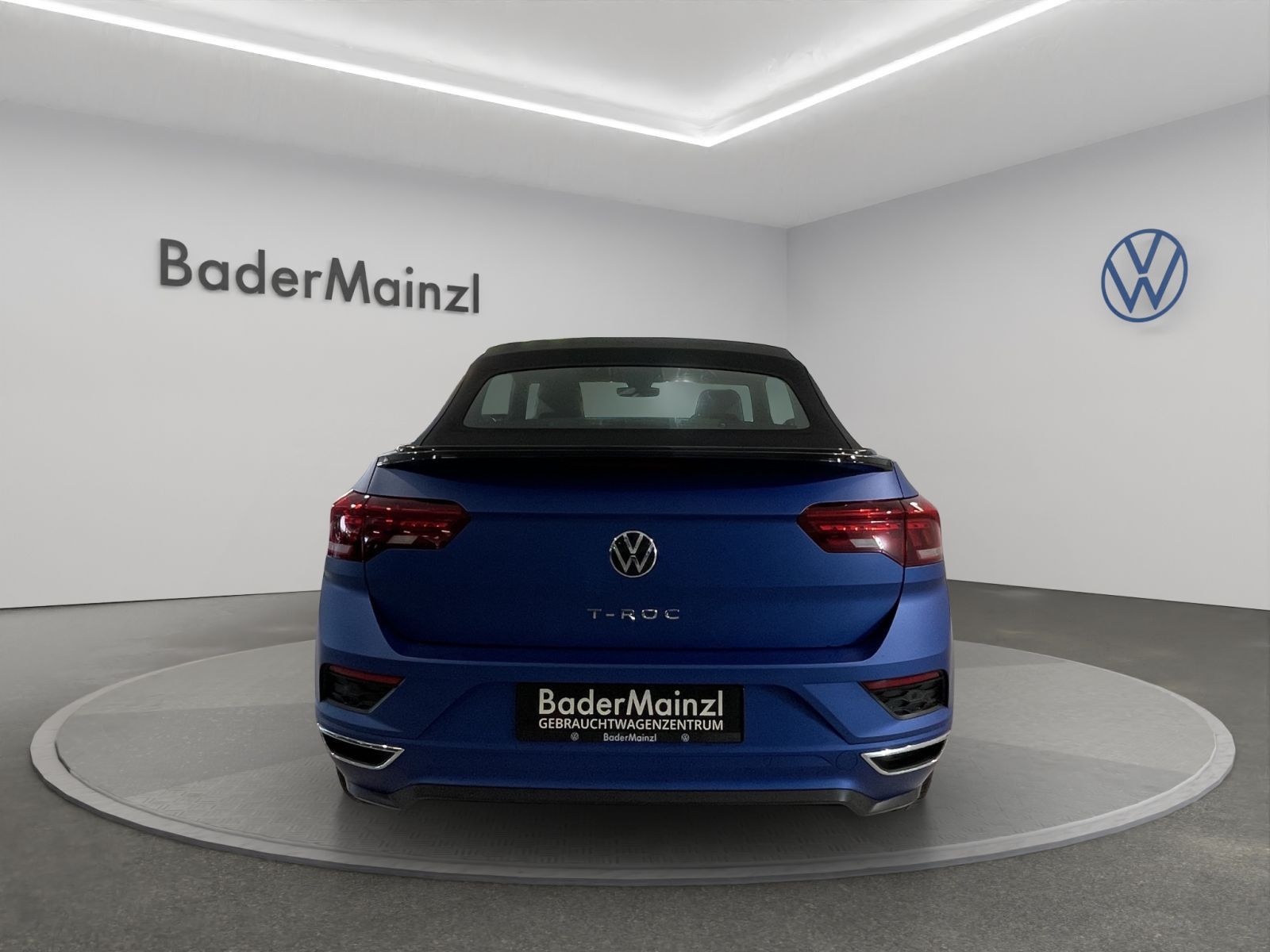 Volkswagen T-Roc R-Line 1.5 l TSI - Samsaru's Car Outlet