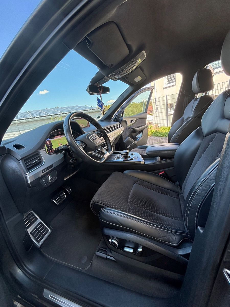 Audi Q7 50 TDI quattro tiptronic S line
