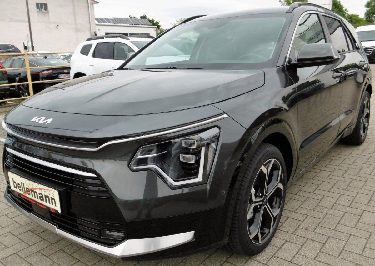 Kia Niro Spirit 1.6 Hybrid - Samsaru's Car Outlet
