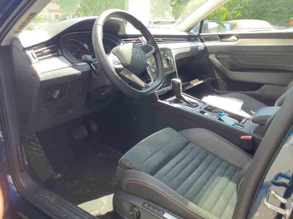 Volkswagen Passat Variant DSG Elegance - Samsaru's Car Outlet