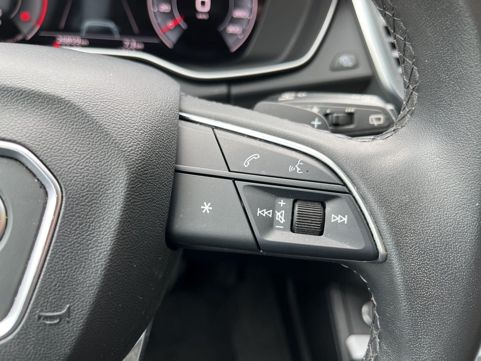 Audi Q5 40 TDI quattro - Samsaru's Car Outlet