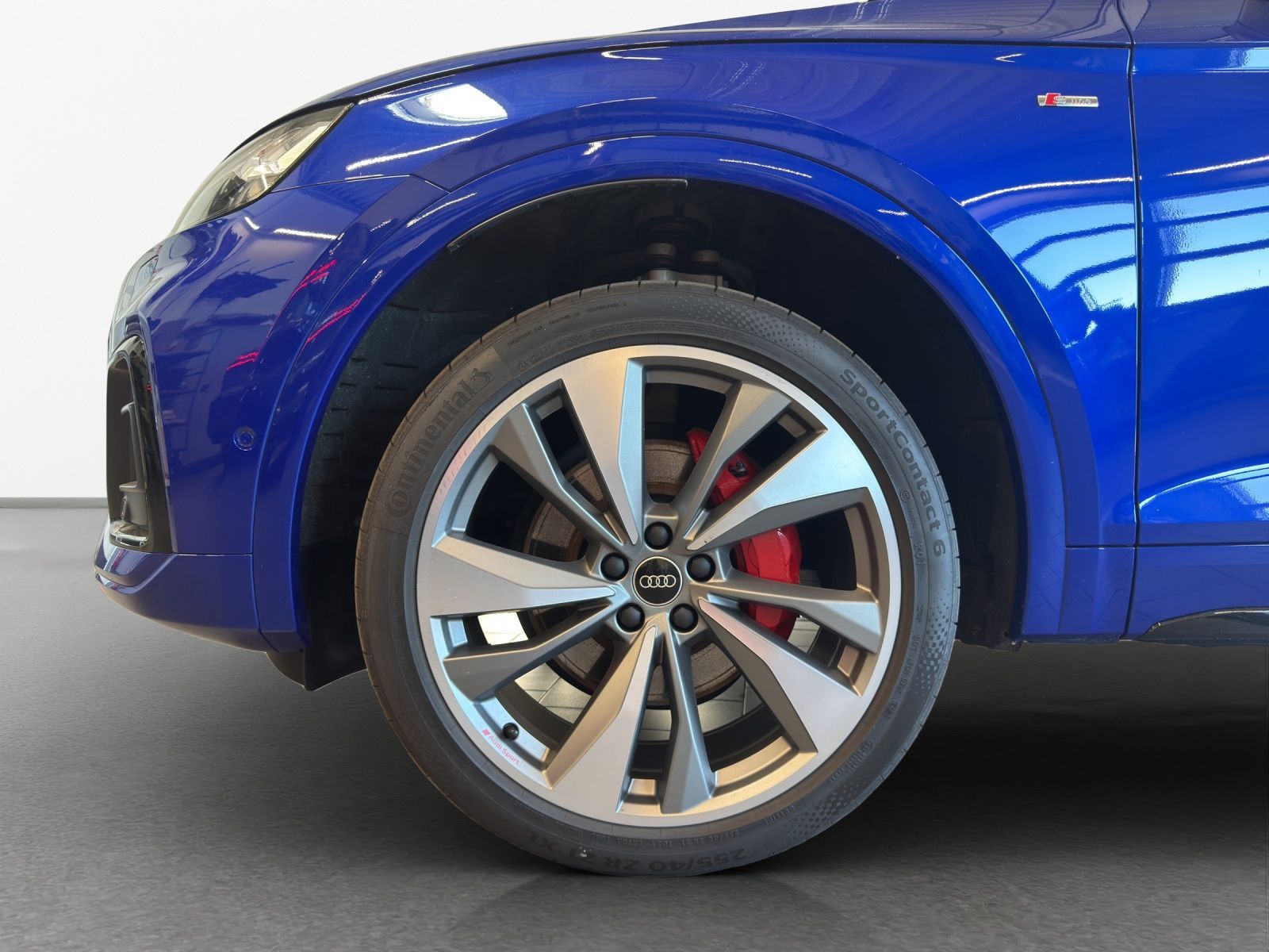 Audi Q5 55 TFSIe S-LINE*NAVI-PLUS*MATRIX*AHK*PANO*OPT