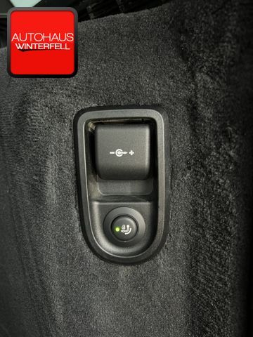 BMW 530 i xDrive Touring Luxury Line PANO+AHK+STANDH