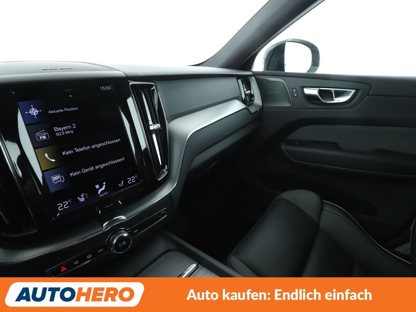 Volvo XC60 2.0 B5 Diesel R-Design AWD Aut.*NAVI*HK*ACC