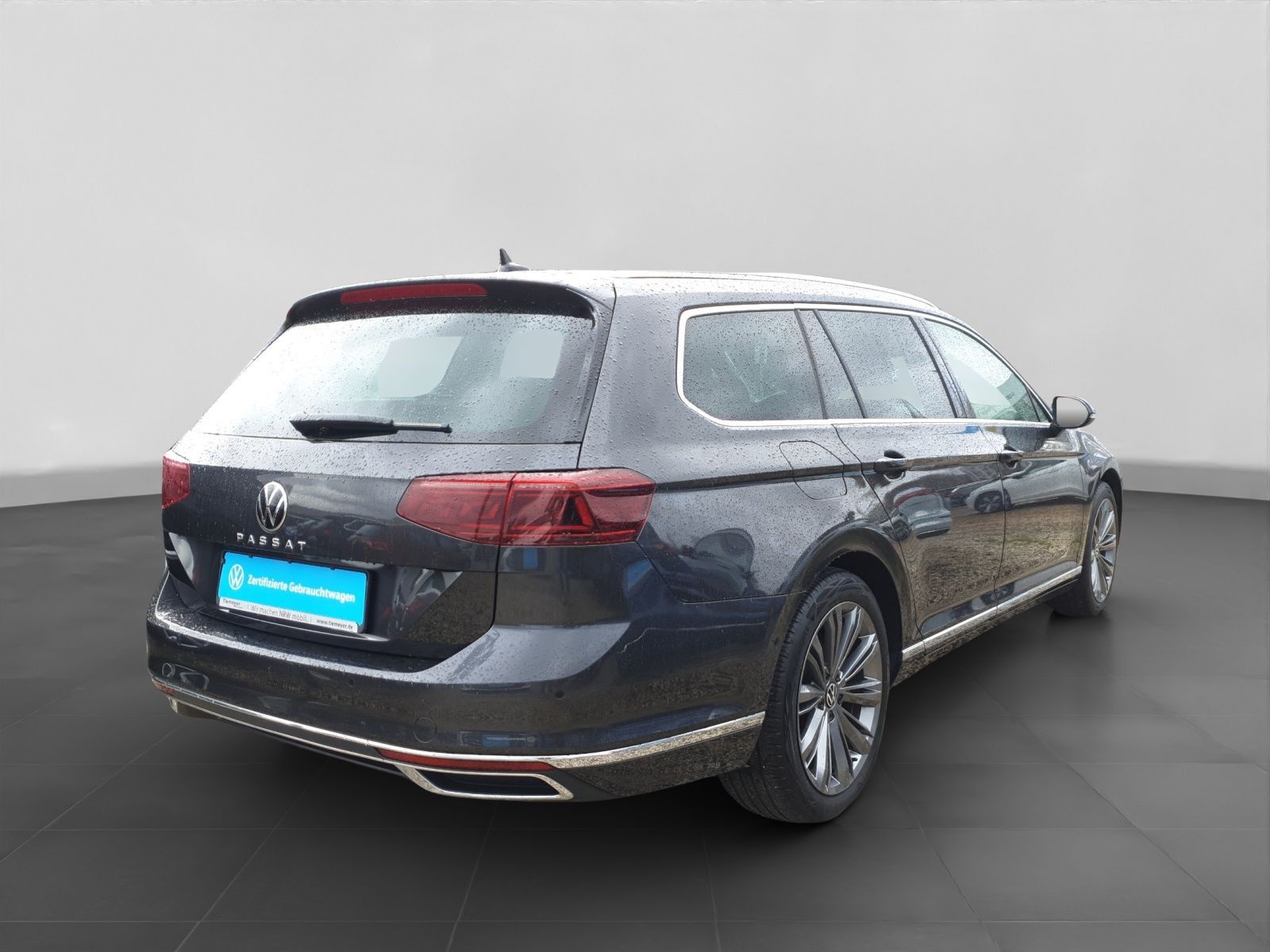 Volkswagen Passat Variant 2.0 TDI DSG 4M ELEGANCE PANO AHK