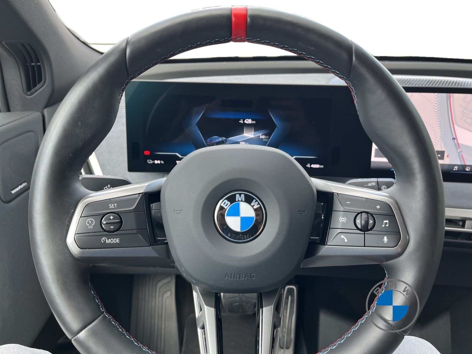 BMW iX M70 XDRIVE 22" DA/PA Prof. Luftfederung AHK
