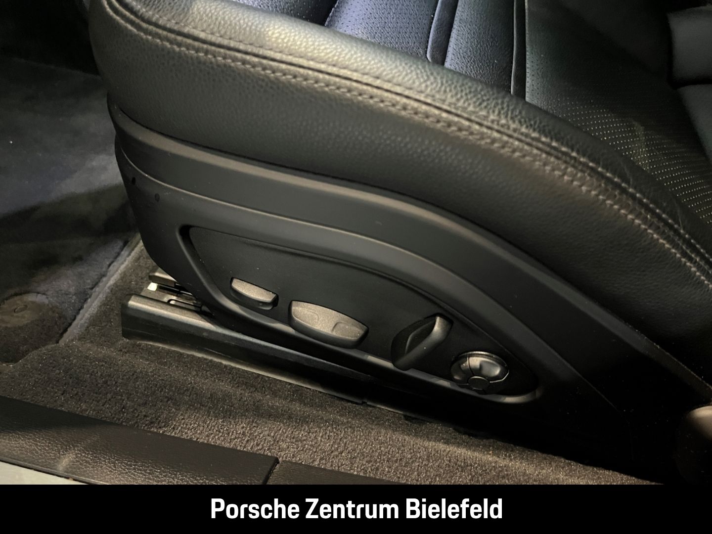 Porsche Panamera 4 E-Hybrid BOSE Panorama Surround-View