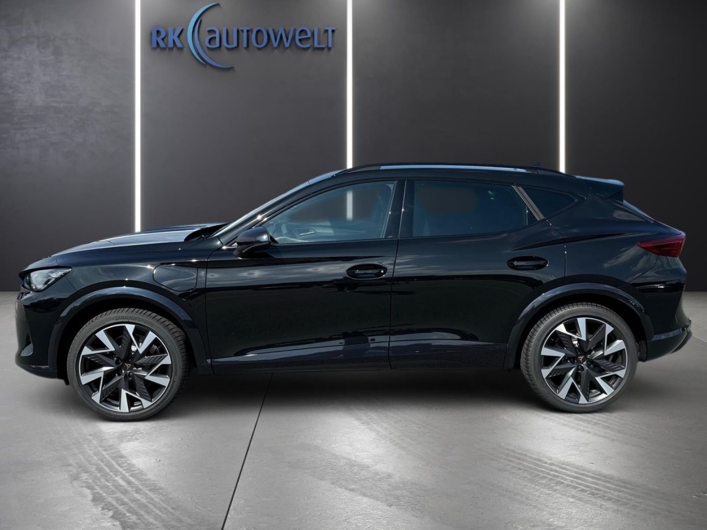 Cupra Formentor 1.5 e-Hybrid VZ AHK Matrix Sennheiser