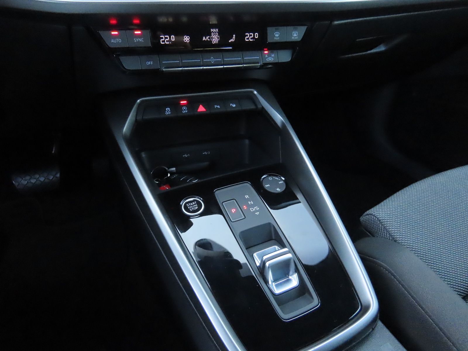 Audi A3 35 TFSI S tronic Sportback Sportsitze ACC