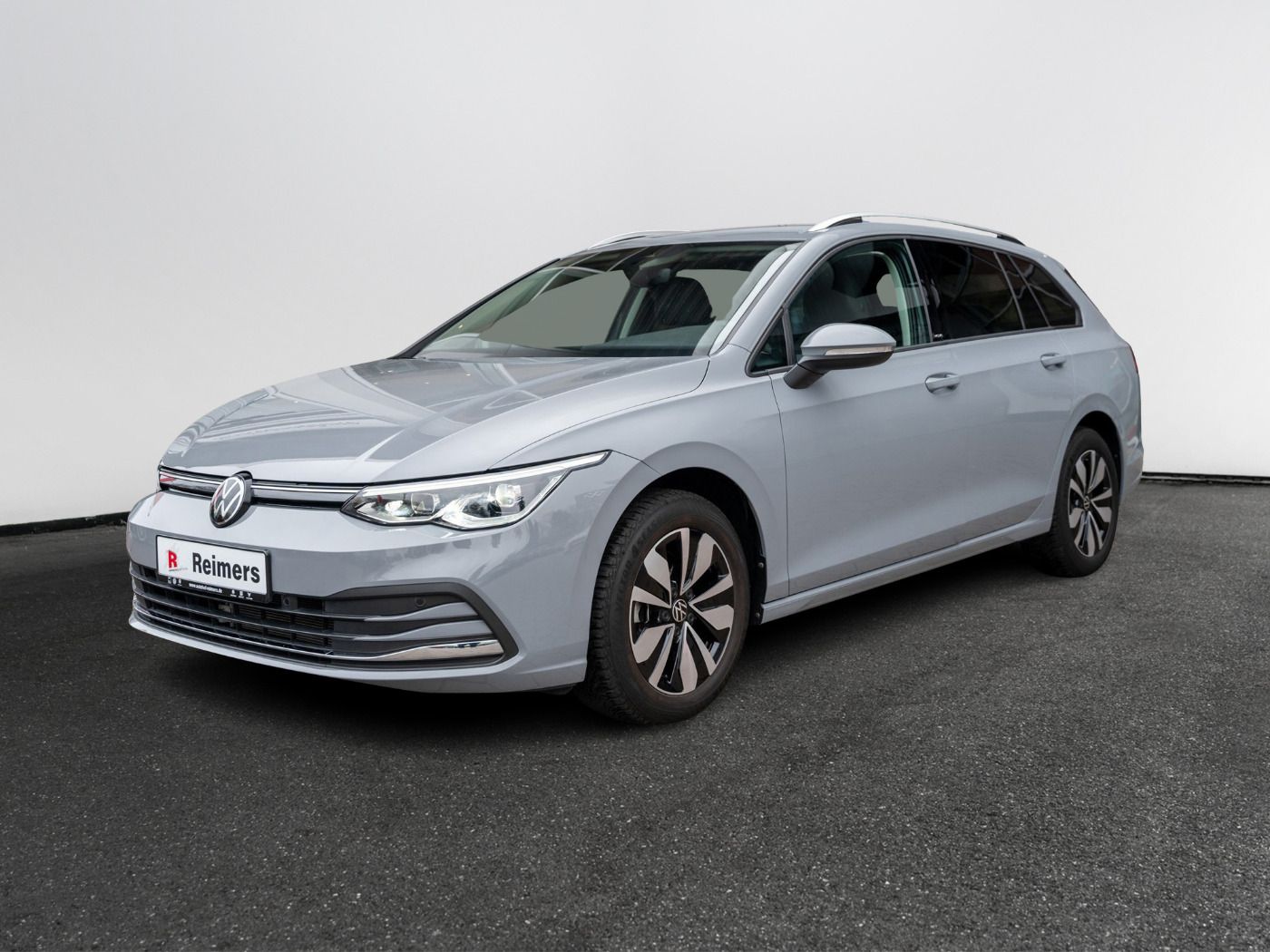 Volkswagen Golf Variant MOVE 1.0 Life - Samsaru's Car Outlet