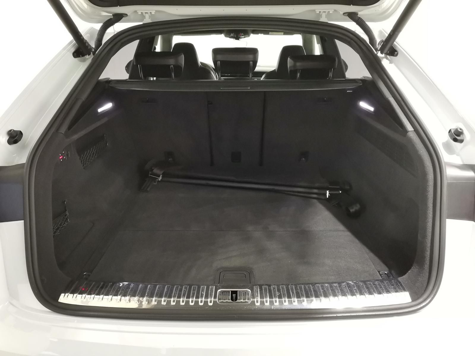 Audi RS Q8 NP:174T€|AHZV|Keramik|Pano|V-Max 305Km/h