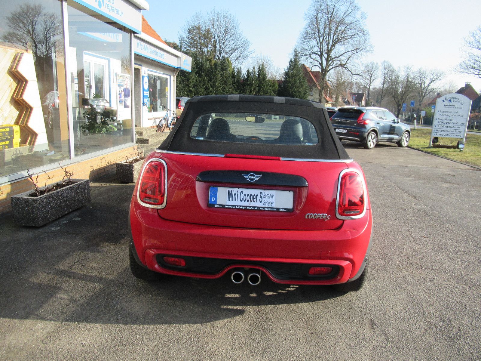 MINI Cooper S Cabrio - Samsaru's Car Outlet