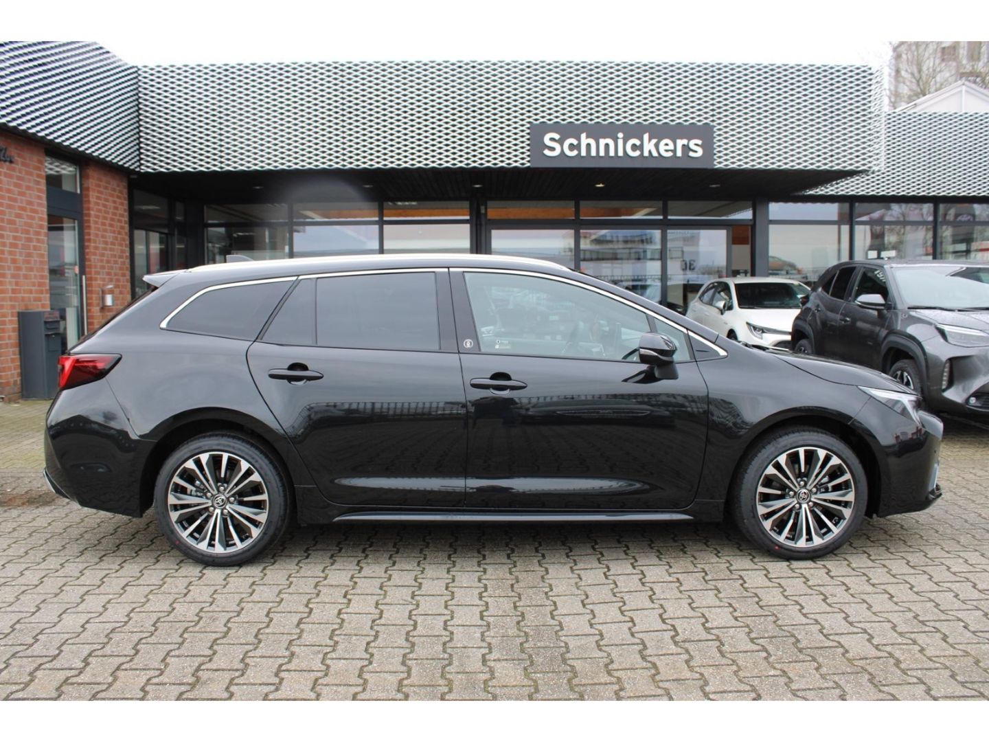 Toyota Corolla Touring Sports Hybrid Teamplayer+TEC-P